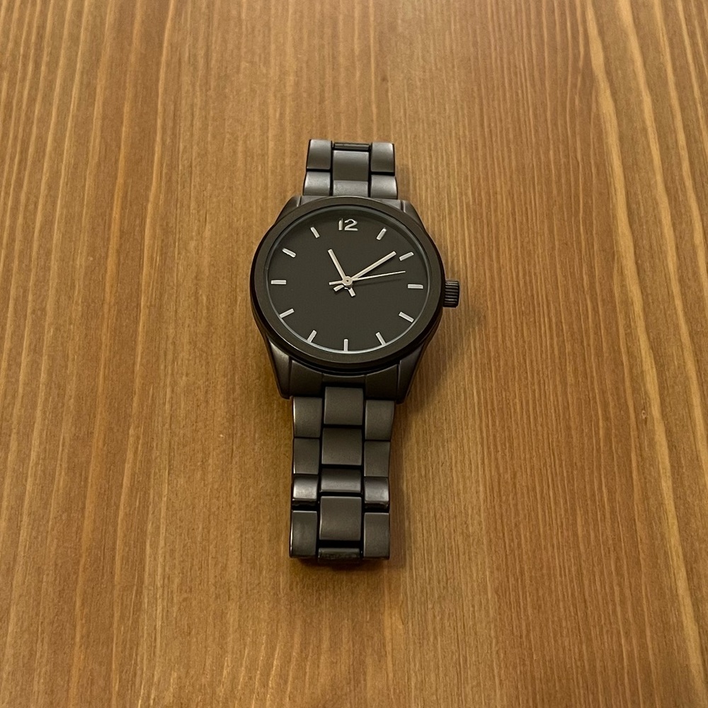Watch - Picture 3 of 3